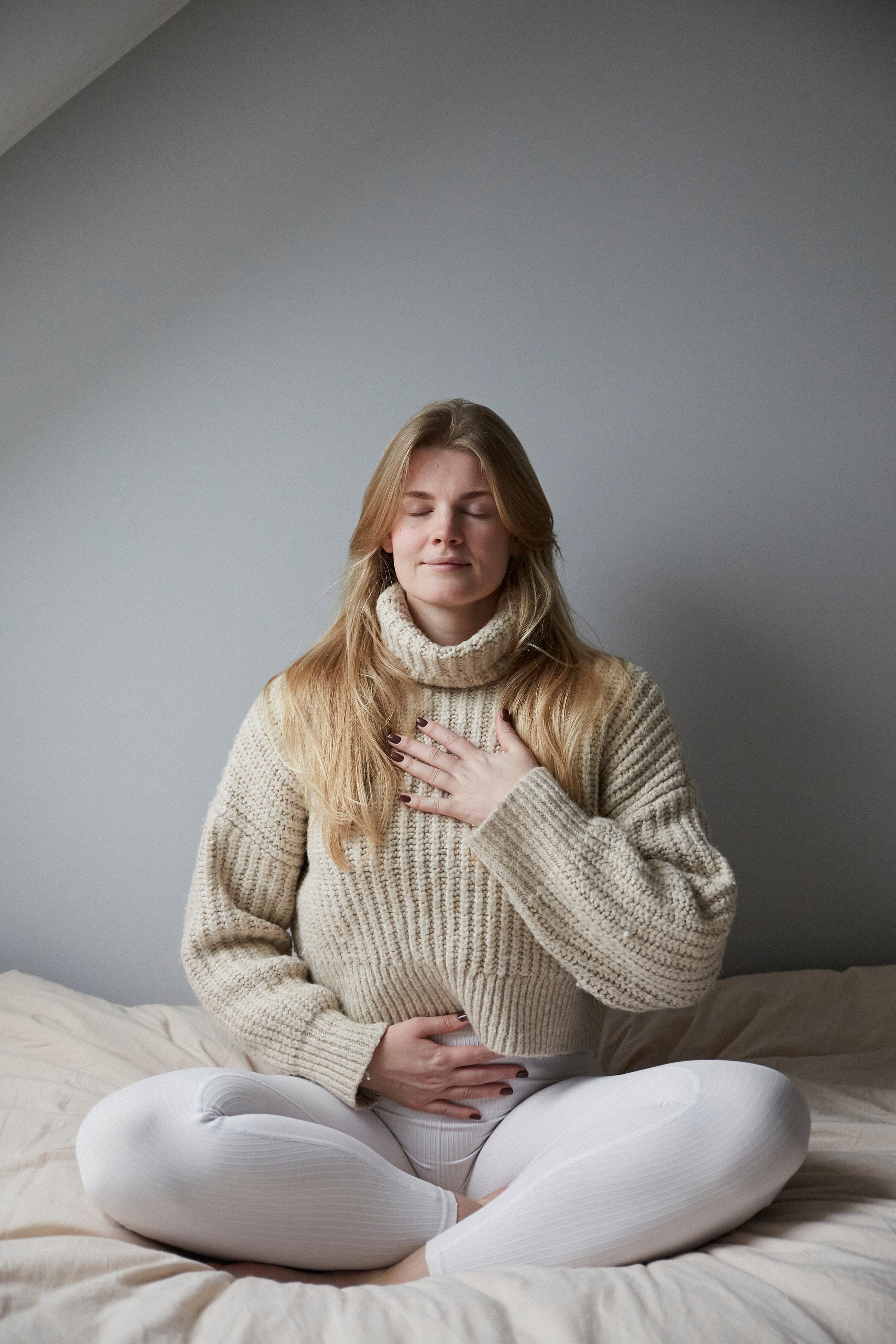 How Deep Breathing Exercises Can Help Balance Female Hormones